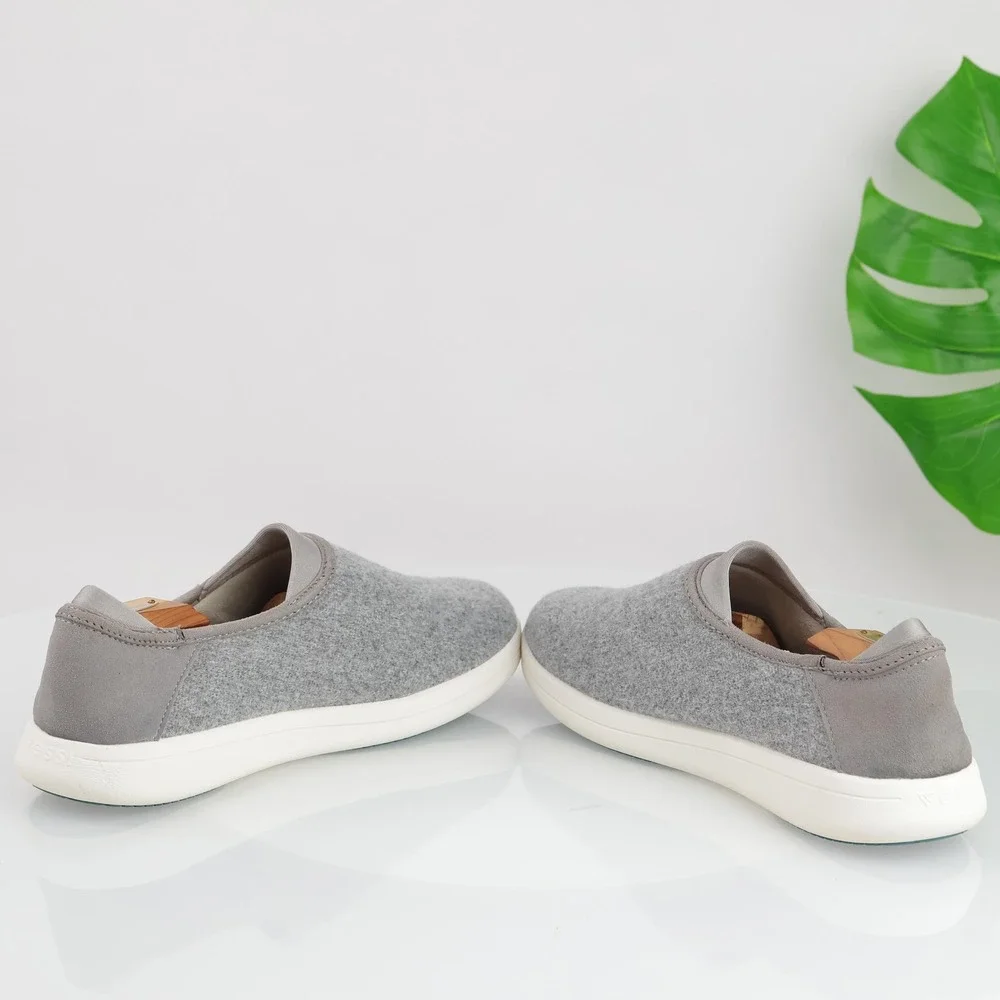 Vessi Mens Sunday Slip On Shoes Size 11 Waterproof Gray Comfort Casual Slippers